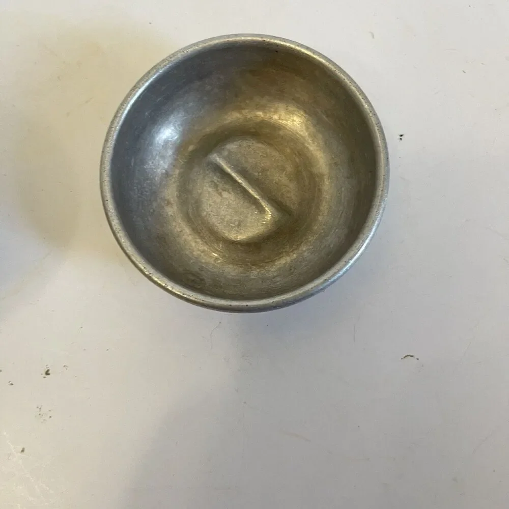 Vintage Swirl Mixer Aluminum 6 Line I Cup Measuring Cup Lidded Shaker Vtg